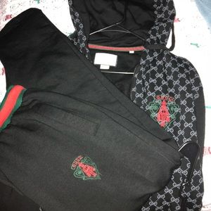 Gucci sweatsuit